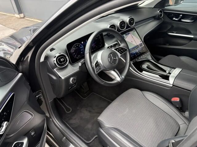 Mercedes-Benz C 180 AVANTGARDE