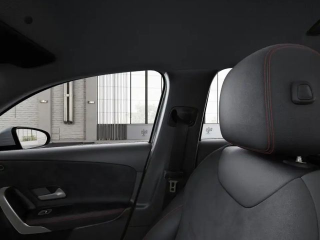 Mercedes-Benz A 200 AMG Line