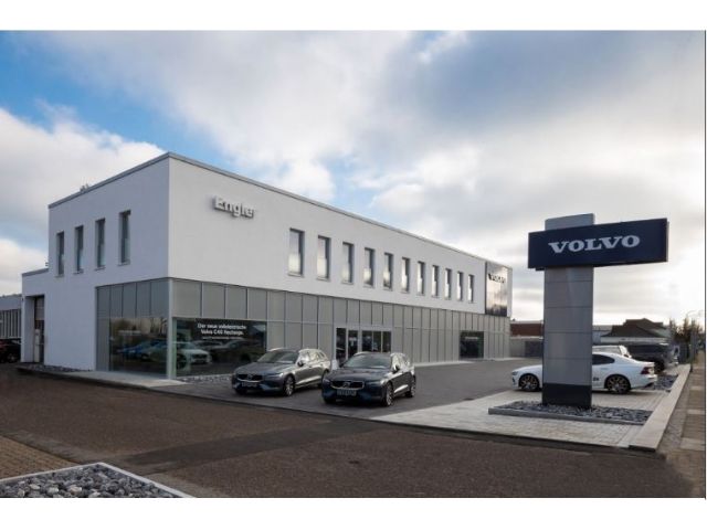 Volvo V60 AWD Dark Plus T6