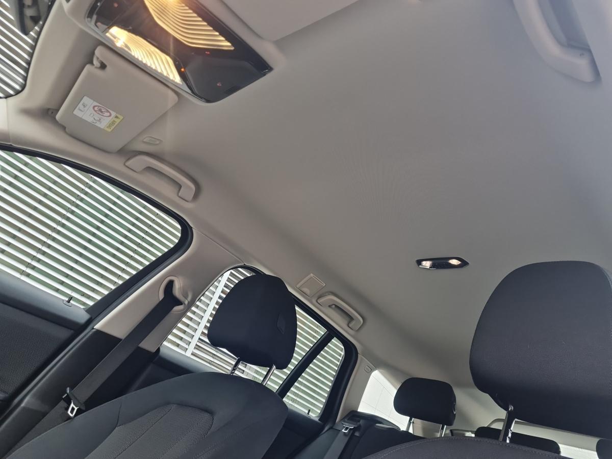 BMW 330 330i Touring