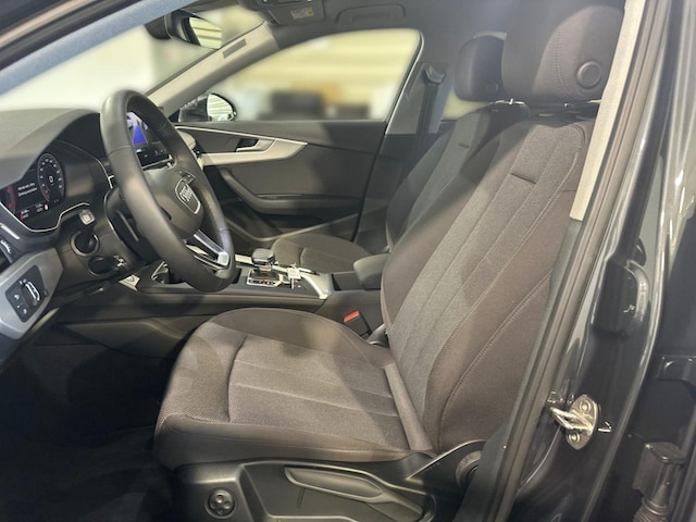 Audi A4 35 TDI S-Tronic Sedan