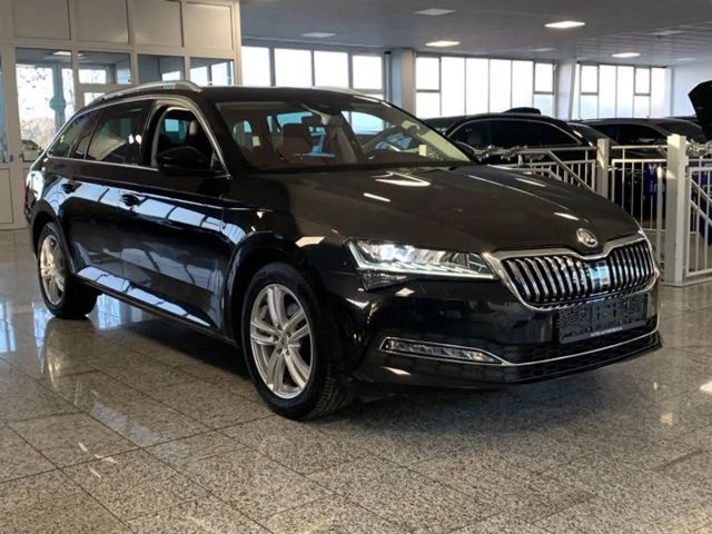 Skoda Superb 2.0 TDI Combi