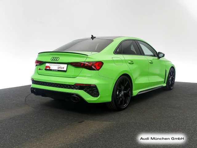 Audi RS3 S-Tronic Sedan