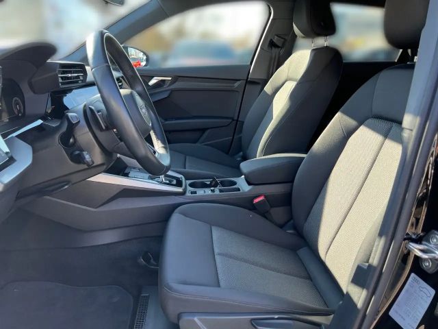 Audi A3 30 TFSI S-Line Sedan Sportback
