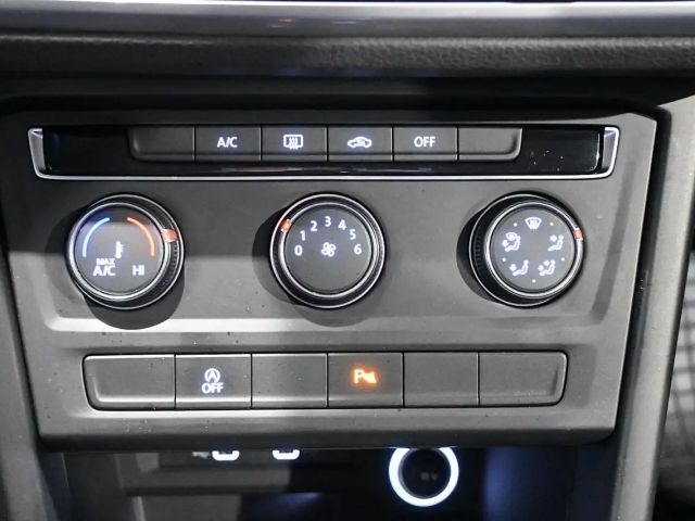 Volkswagen Touran 2,0 TDI,Nebel-SW,Einparkhilfe hinten,Dachreling