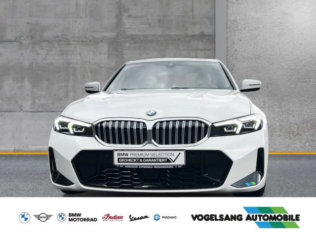 BMW 320 320d M-Sport Sedan