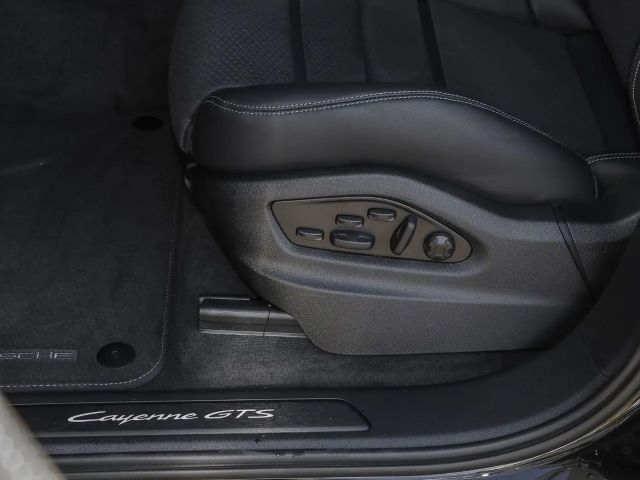 Porsche Cayenne GTS