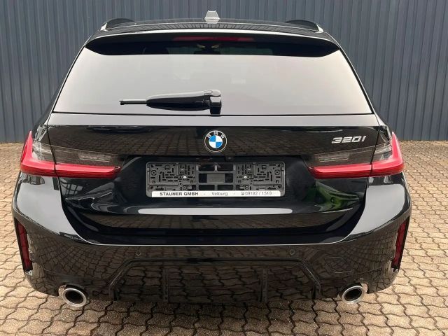 BMW 320 320i M-Sport Touring