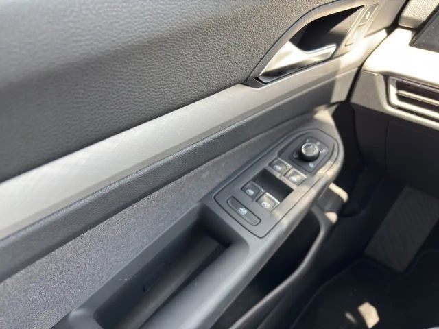 Volkswagen Golf 1.5 TSI Golf VIII Life