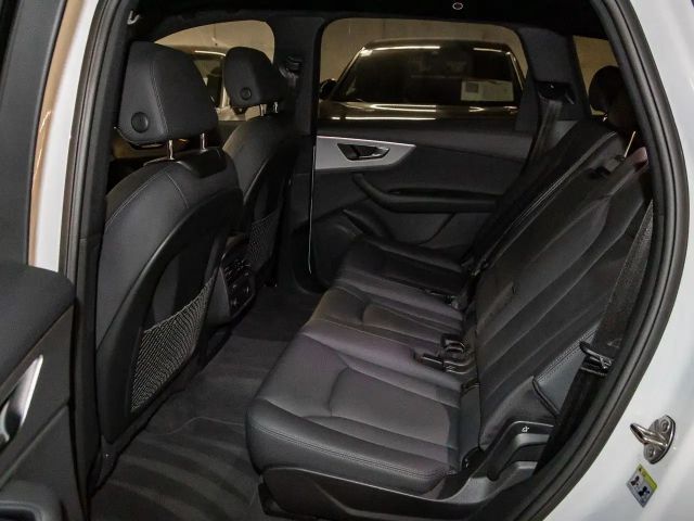 Audi Q7 50 TDI Quattro S-Line