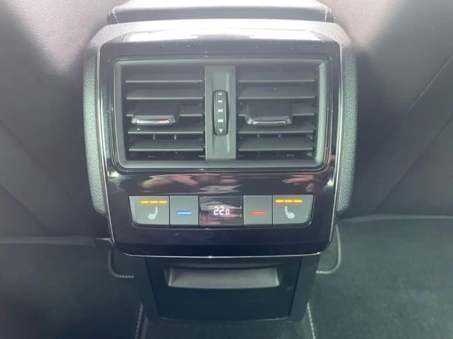 Skoda Superb 2.0 TSI 4x4 Combi Sportline