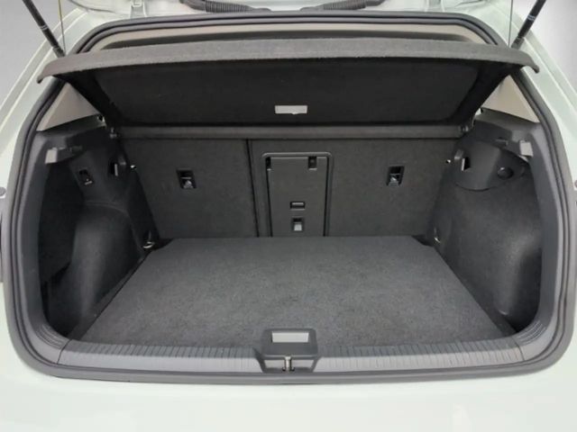 Volkswagen Golf 1.5 TSI Golf VIII Style