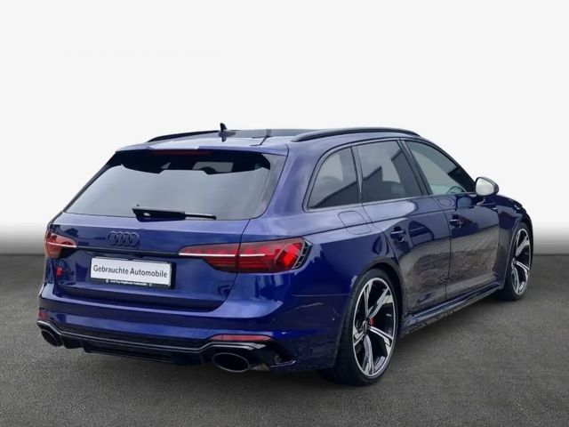 Audi RS4 Avant Quattro