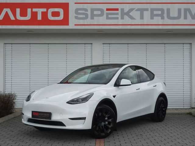 Tesla Model Y AWD Long Range