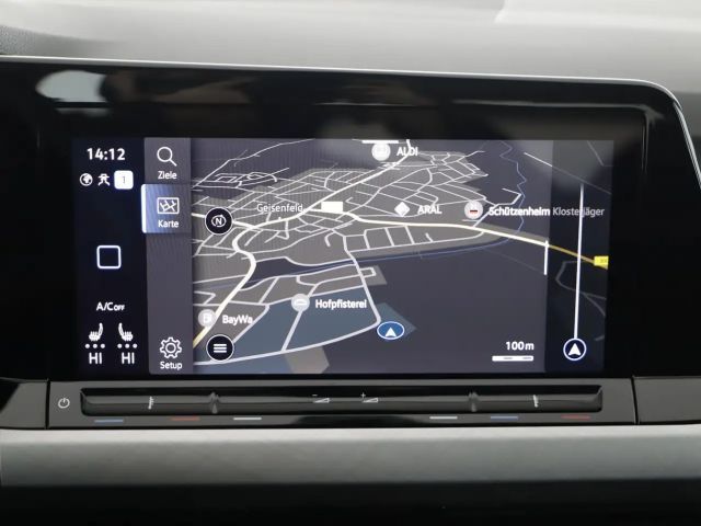 Volkswagen Golf Life Variant