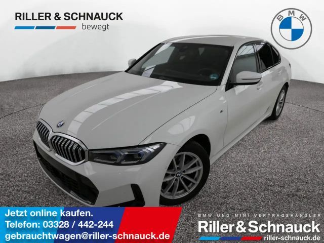 BMW 320 320d M-Sport Sedan xDrive