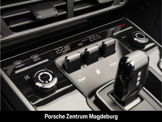 Porsche 992 Cabrio Carrera