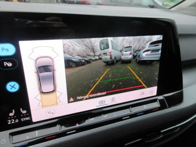 Volkswagen Golf 1.5 eTSI DSG IQ.Drive