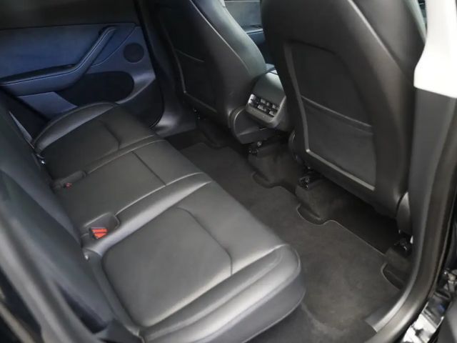 Tesla Model Y Performance