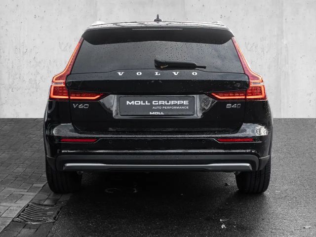 Volvo V60 Cross Country AWD Plus