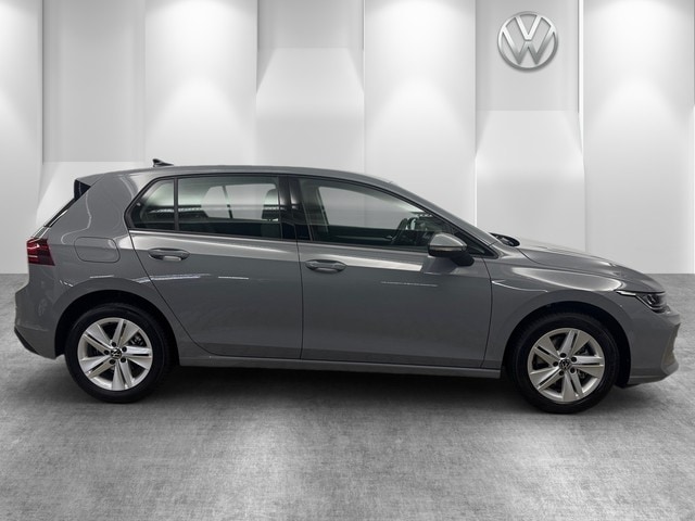 Volkswagen Golf 1.5 eTSI Golf VIII Life