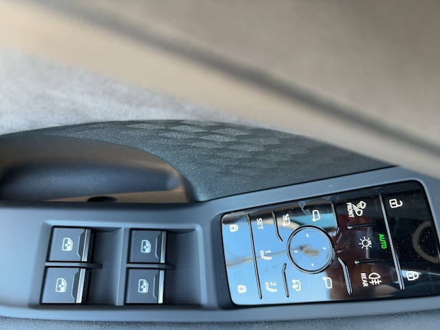 Audi A6 Avant Quattro S-Tronic