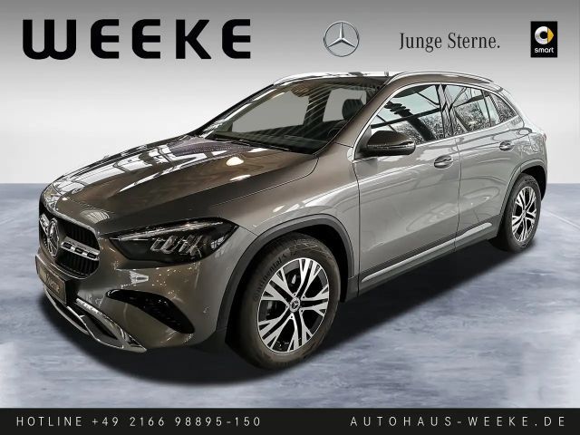 Mercedes-Benz GLA 180 Progressive