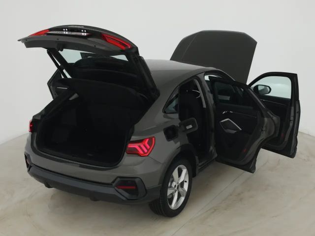 Audi Q3 35 TFSI Ambiente Sportback