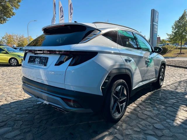 Hyundai Tucson 1.6 2WD Hybrid T-GDi