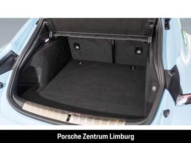 Porsche Taycan Cross Turismo Turbo