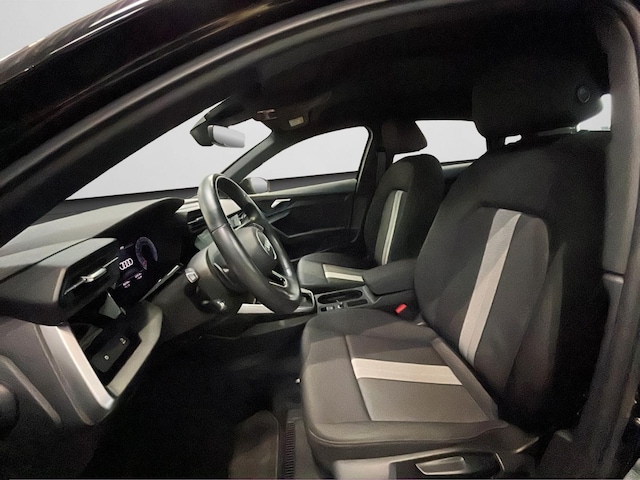 Audi A3 30 TFSI S-Tronic Sedan