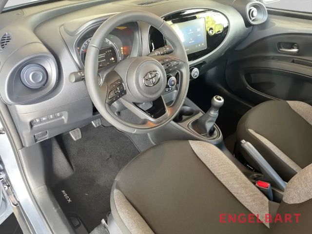 Toyota Aygo X 1.0 VVT-i Business Hatchback