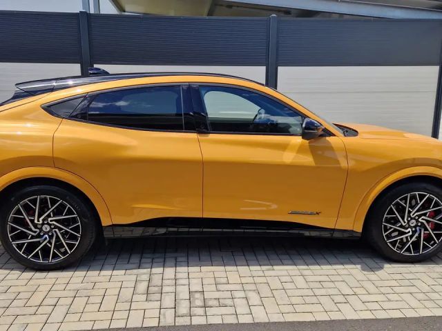 Ford Mustang Mach-E AWD GT