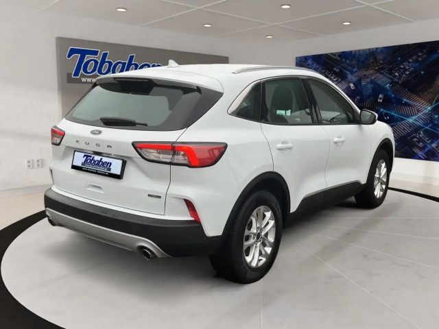 Ford Kuga Ganzjahresreifen + Winter-Paket