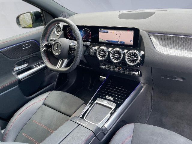 Mercedes-Benz GLA 200 AMG Line GLA 200 d