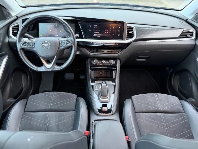 Opel Grandland X 1.6 Turbo Ultimate