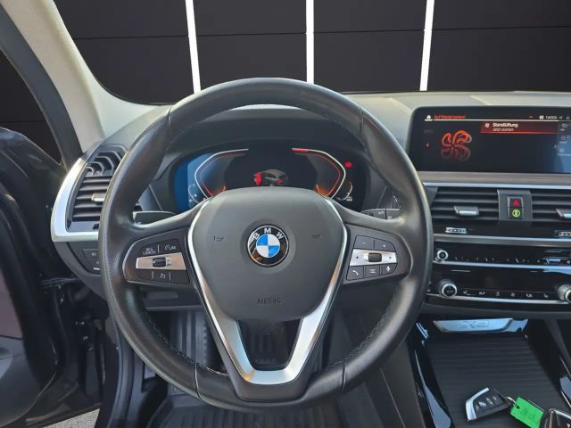 BMW X3 xDrive20i