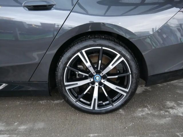 BMW 550 M-Sport Sedan xDrive