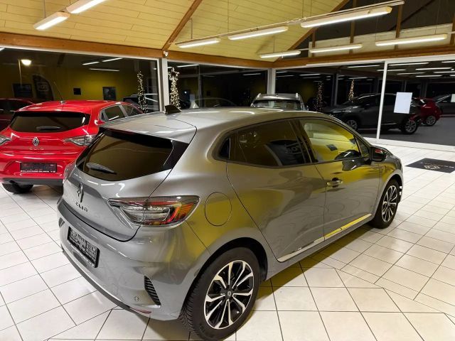 Renault Clio TCe 90 Techno