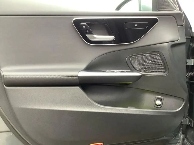 Mercedes-Benz C 180 AVANTGARDE Estate