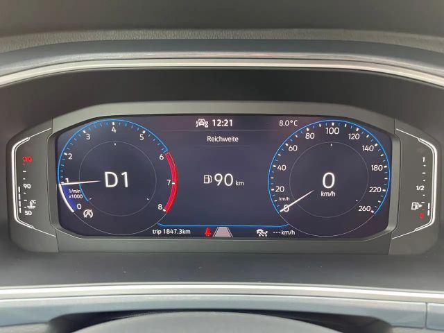 Volkswagen T-Roc 1.5 TSI DSG R-Line