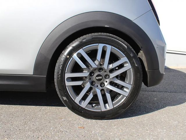 MINI Cooper MINI Cooper C Aut.