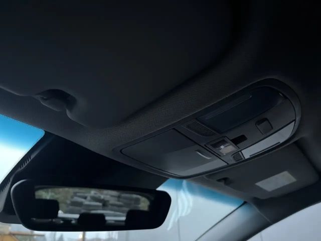 Hyundai Kona 1.6 Hybrid Trend