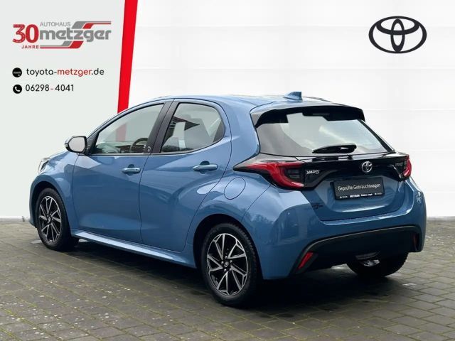 Toyota Yaris Hatchback Hybride Team D