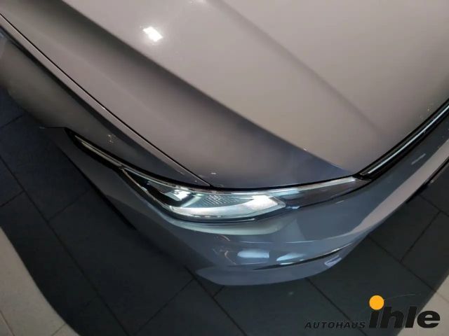 Volkswagen Golf DSG Golf VIII Style Variant