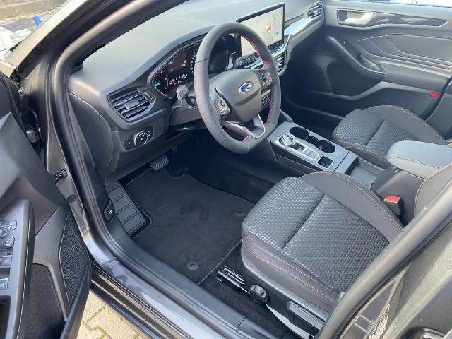 Ford Focus ST Line Wagon