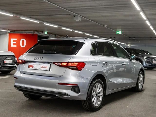 Audi A3 30 TDI Sedan