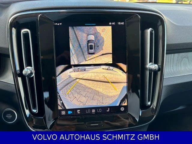 Volvo XC40 Dark Plus