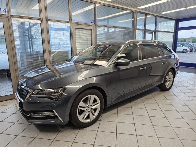 Skoda Superb Navi,LED,Sitzheizung 4x,PDC 2x