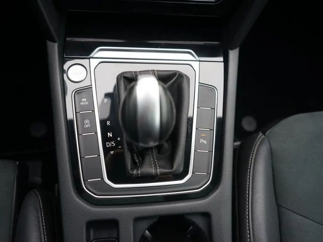 Volkswagen Arteon 2.0 TDI R-Line